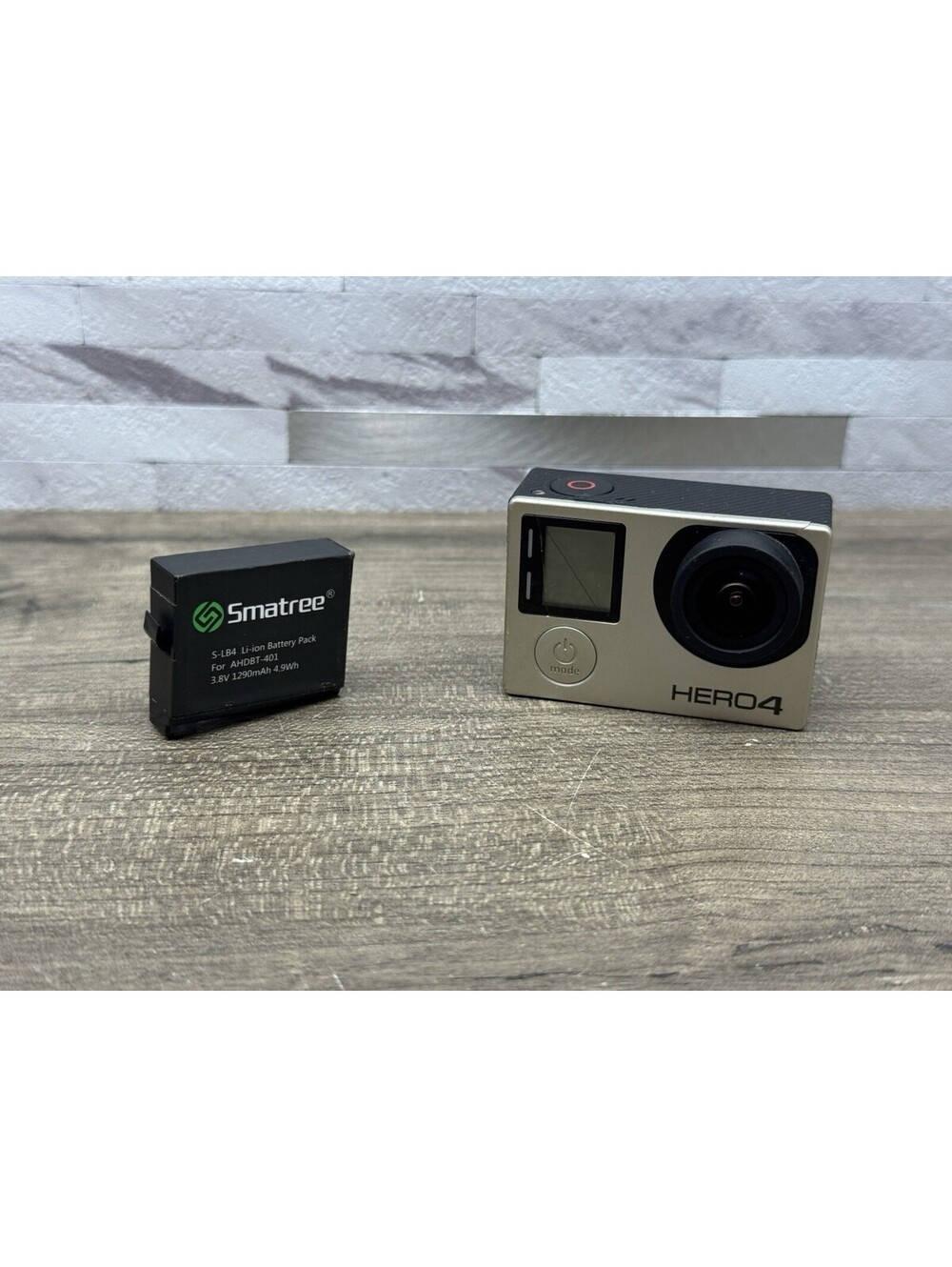 GoPro HERO4 Action Camera - Silver With Aftermarket Battery -No SD Card *READ